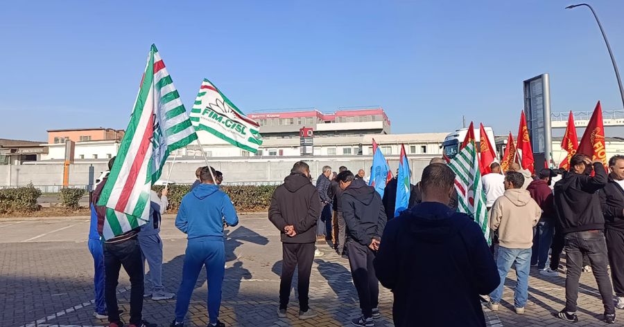 Inchiesta “Mani d’Oro” a Ravenna: presidio alla Rosetti Marino per i lavoratori degli appalti