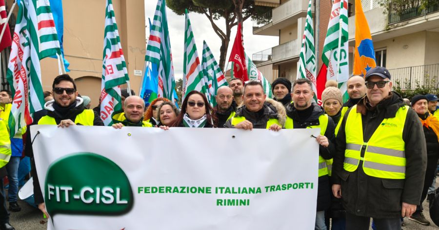 Massima adesione sciopero OGR Rimini