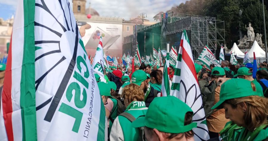 “Sindacati Fim, Fiom e Uilm intensificano la mobilitazione: nuovi scioperi per il rinnovo del contratto collettivo”