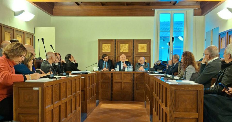 Crisi del settore calzaturiero: appello al Governo e misure regionali per il rilancio